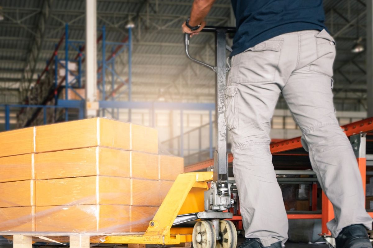 Paperboard Slip Sheets vs Corrugated Which Is Best?